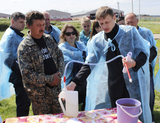 vetkovski_raion_seminar-selskoe-hozyastvo-2-e1463946103170 На состоявшемся семинаре-совещании работников сельского хозяйства Ветковского района обсуждали вопрос улучшения качества работы животноводческой отрасли
