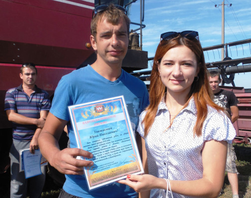 vetkovski_raion_agrarian-uborca-2016-3-e1471015928767 На Ветковщине вновь чествовали победителей жатвы