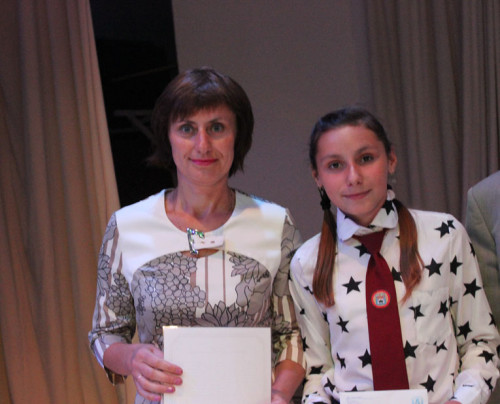 vetkovski_raion_premia-verschina18-e1473879829586 Школьникам и педагогам Ветковского района вручили премии за высокие достижения