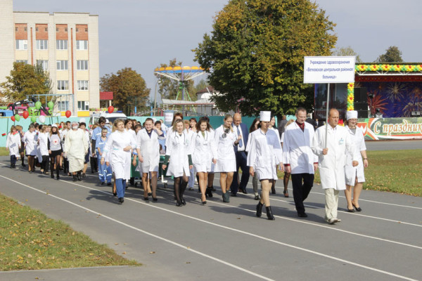 vetkovski_raion_den_goroda-16-parad-1-e1475611985427-1 В субботу ветковчане отпраздновали День города