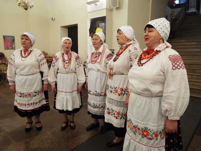 14-1-e1480871323319 Прибалтийская гастроль фольклорного коллектива "Столбунские вечерки"