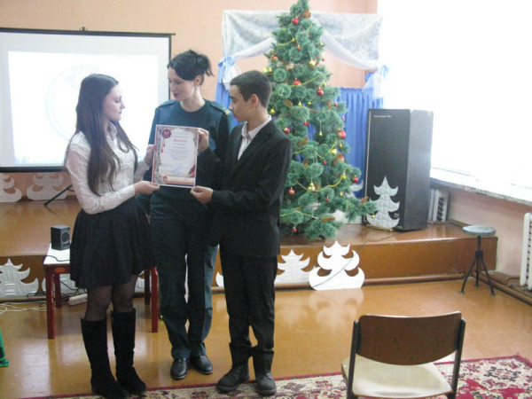 vetkovski_raion_brein-ring-4-e1482505895209 Ветковские школьники продемонстрировали свои знания по безопасности жизнедеятельности на тематическом брейн-ринге