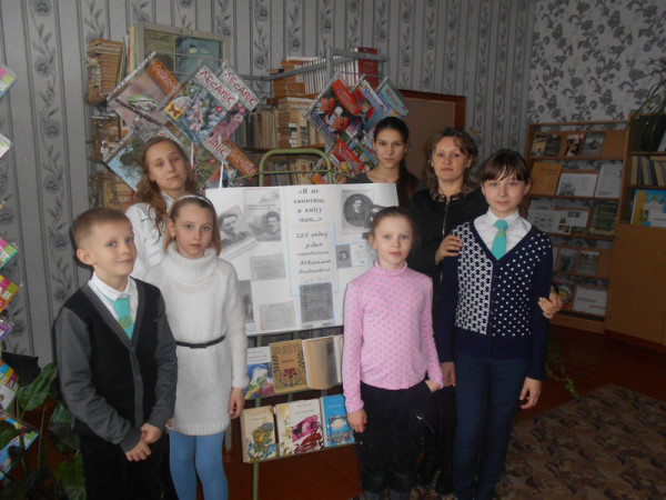 vetkovski_raion_gimnazia_maksim-bagdanovich-e1481740847127 В гимназии города Ветка состоялась литературная встреча "Пад зоркай Венерай", приуроченная к 125-летию со дня рождения Максима Богдановича