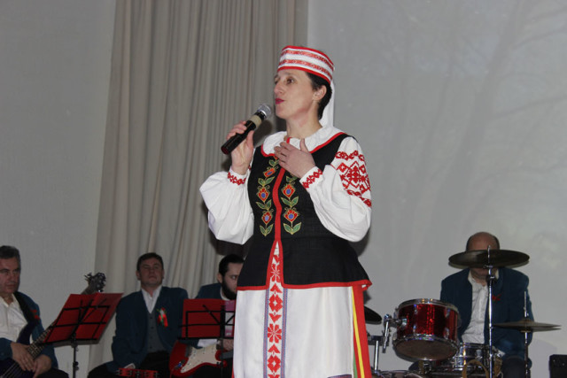 vetkovski_raion_nedelya_kultury-profsoyuza2-e1480618937744 Народным талантам Ветковщины вручили заслуженные награды