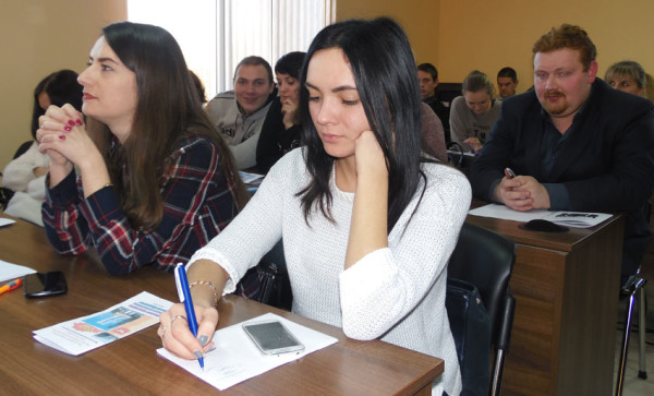 vetkovski_raion_vstrecha-s-molodiegiu-2-e1482256457833 Руководство Ветковского района встретилось с молодыми специалистами