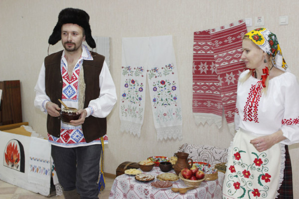 vetkovski_raion_kolyadki-4-16-e1484669026905 Воспитанники дошкольного центра развития ребёнка г. Ветки отправились колядовать