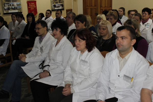vetkovski_raion_vstrecha-s-deputatom-2-e1483725516125 Депутат Палаты представителей Национального собрания Республики Беларусь Николай Васильков встретился с трудовым коллективом Ветковской районной больницы