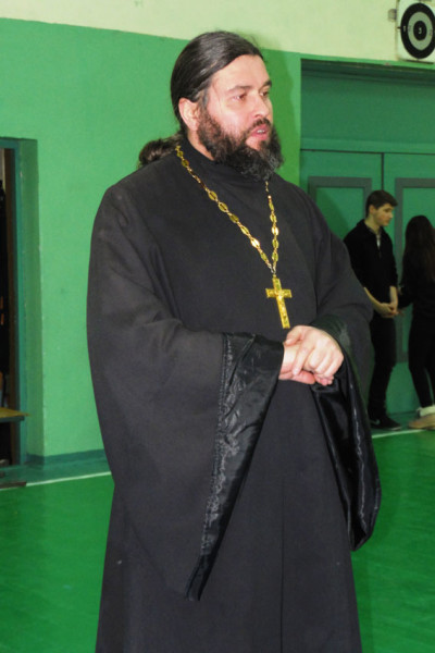 vetkovski_raion_zerkov_voleibol1-e1485536827190 Состоялся турнир по волейболу между гимназистами из Ветки и Чечерска на кубок молодёжного отдела Гомельской епархии