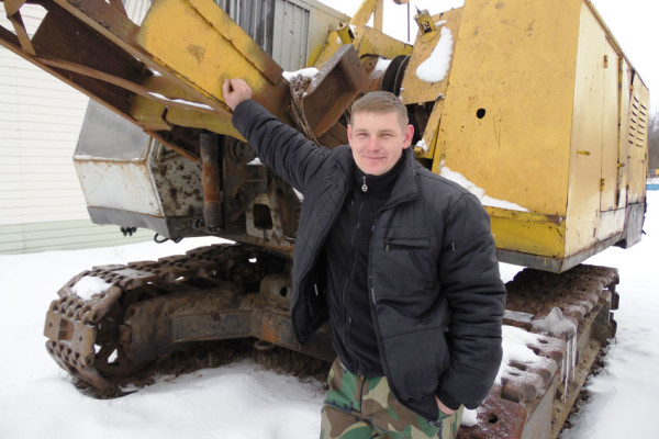 vetkovski_raion_chuschev-e1487614846289 Машинист экскаватора КДУП “Ветковское ПМС”  Николай Чушев признан лучшим строителем