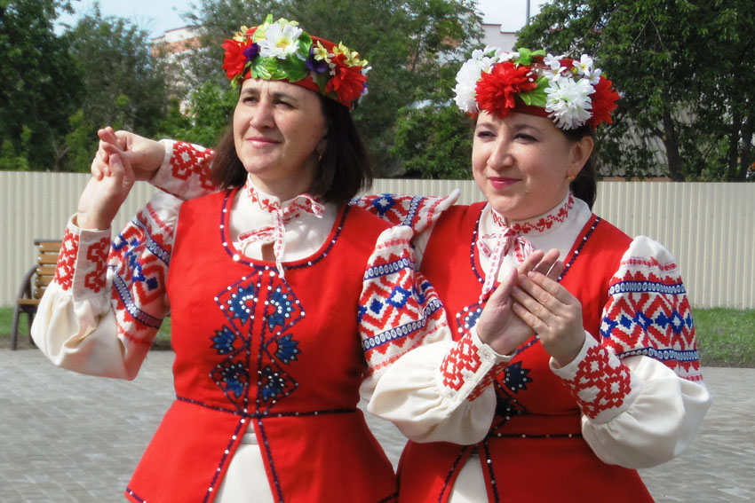 vetkovski_raion_moie_kraine-8 народный фольклорный коллектив “Крыніцы” Ветковского ЦКНТ провёл мастер-класс по танцам