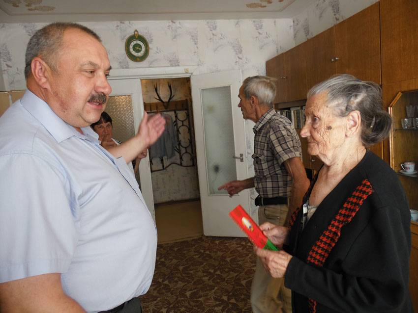 vetkovski_raion_veteran-07-173 Руководство Ветковского района поздравило ветеранов с Днём Независимости