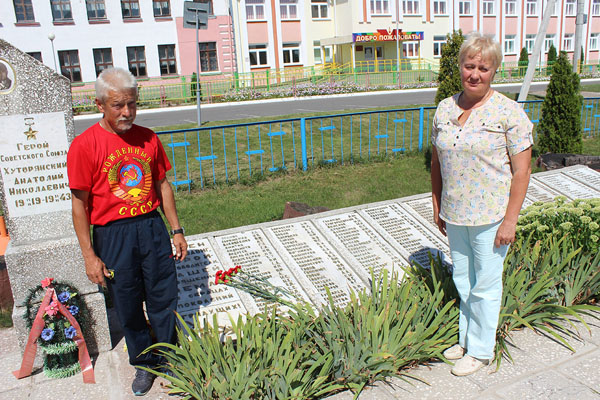 vetkovski_raion_soldat-8 Спустя 74 года могилу солдата, погибшего при освобождении Ветковского района от фашистов, посетили его наследники