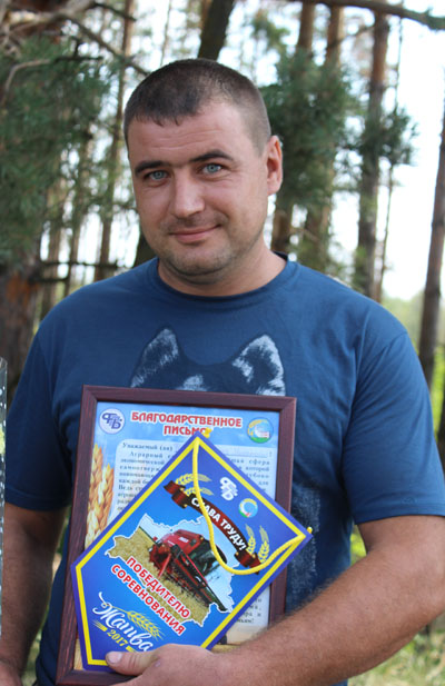 vetkovski_raion_uborka_fizev-1 Жатва-2017 подходит к своему логическому завершению, зажигая в аграрном секторе новые звёзды среди хлеборобов