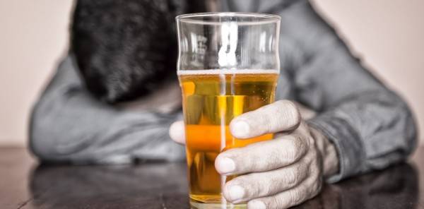 vetkovski_raion_alkohol_13-1-e1513319950565 Некоторым лицам Ветковского района, злоупотребителяющим алкоголем, пропивать зарплату стало не так-то просто