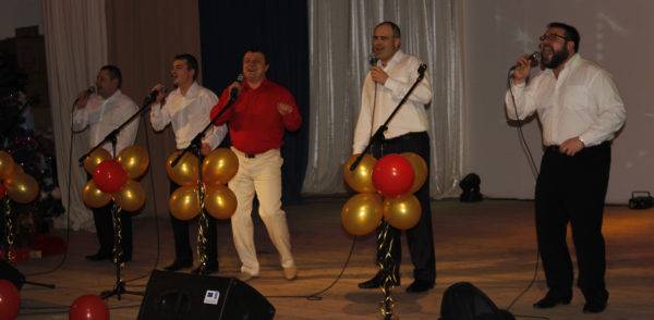 vetkovski_raion_koncert_10-03-e1515651811626 В канун Рождества в Ветковском городском Доме культуры состоялся концерт