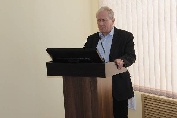 vetkovski_raion_medali_100let_krasnoy_armii_3 Фоторепортаж: К 100-летию Вооруженных Сил Республики Беларусь ветковчанам были вручены юбилейные медали
