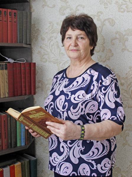 vetkovski_raion_nadezhda_manikina_24-e1522043048605 Свой 70-й день рождения отпраздновала Надежда Николаевна Маныкина, тринадцать лет возглавлявшая инспекцию Министерства по налогам и сборам по Ветковскому району