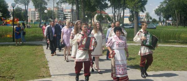 vtkovski_raion_svadba_18-e1532000957859 Теперь церемонию торжественного бракосочетания вы можете провести на острове влюблённых в городском парке