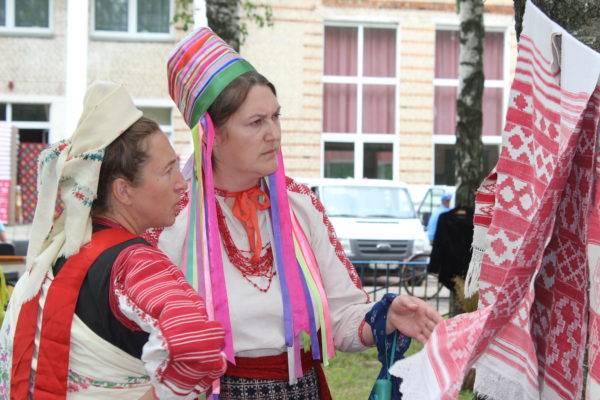 vetkovski_raion_krosenci_22-e1534918422377 19 жніўня прайшло свята неглюбскага ткацтва "Кросенцы"